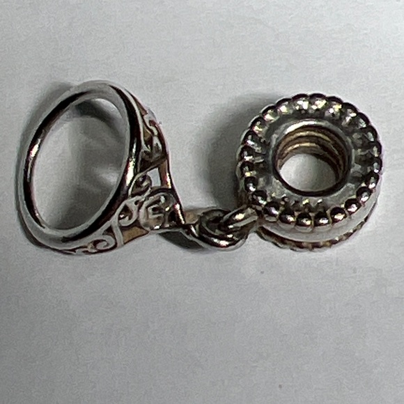 Pandora Disney Belle’s Tiara Dangle - Picture 7 of 9